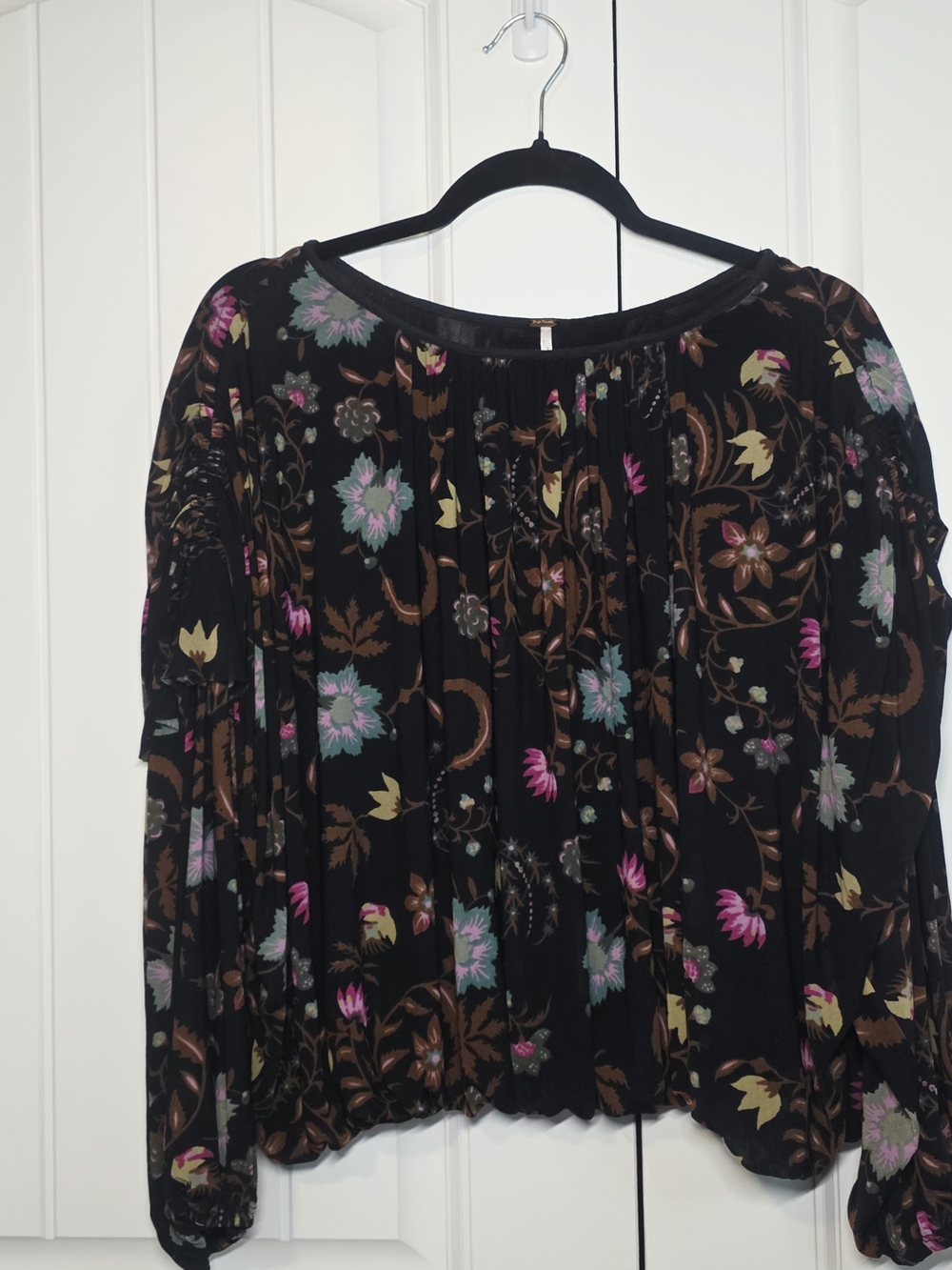 Free People Black Floral Boho Blouse M | Romantic Statement Sleeve